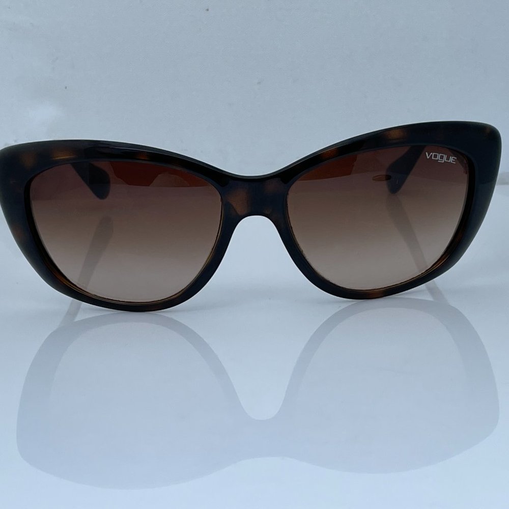 Vogue Women Sunglasses Brown Made in Italy W/ Case - Picture 4 of 9